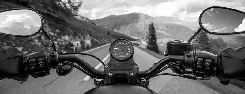 Electric Scooter vs Electric Motorcycle: Pros and Cons to Consider